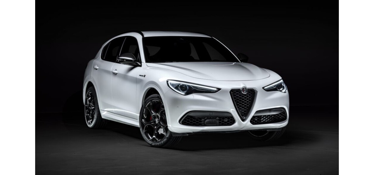 Alfa Romeo Stelvio Veloce- Video