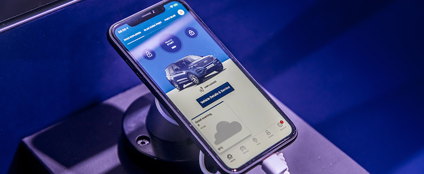 Se stanno cercando di rubarti l’auto, l’app Ford ti avvisa sullo smartphone